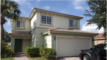 Primary listing photos for listing ID 560203
