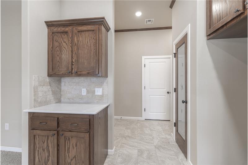 Extra Storage & Pantry