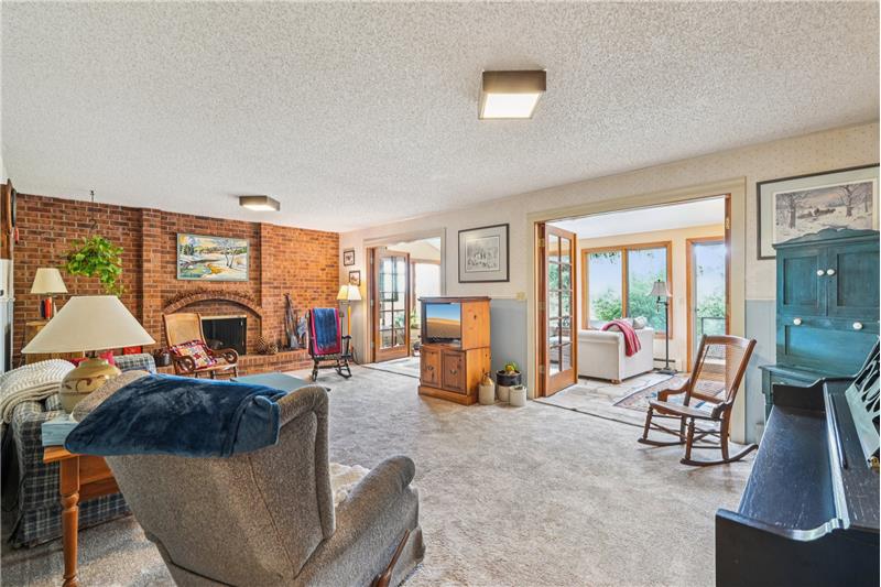 Family room 6 steps down from kitchen