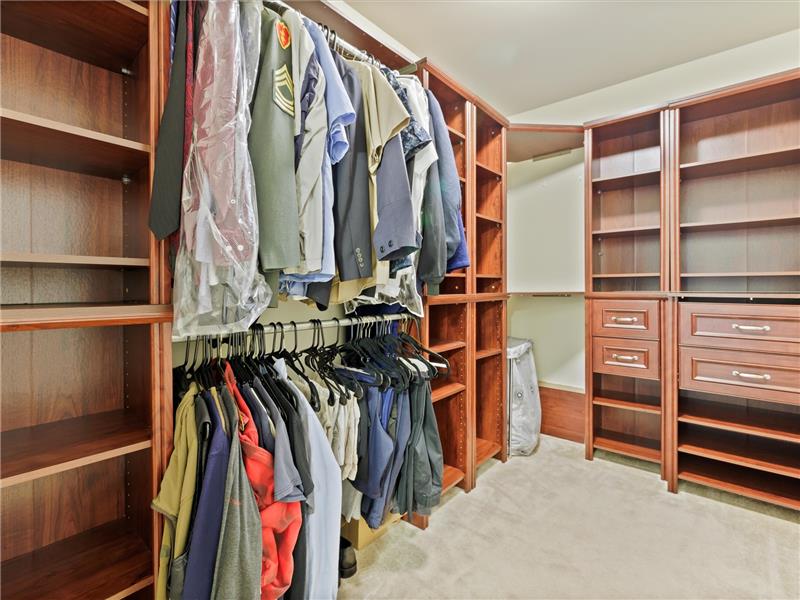 Look at this beautiful walk-in closet!
