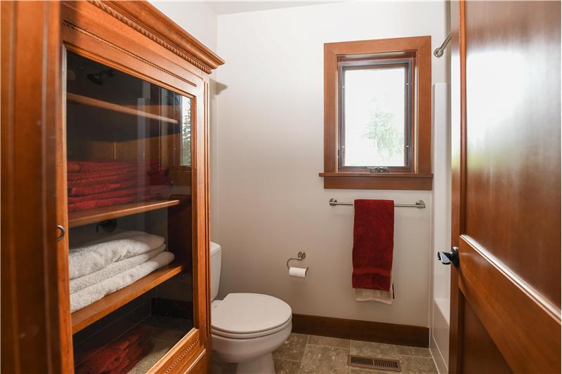 Jack and Jill bath lavatory with full shower/tub.