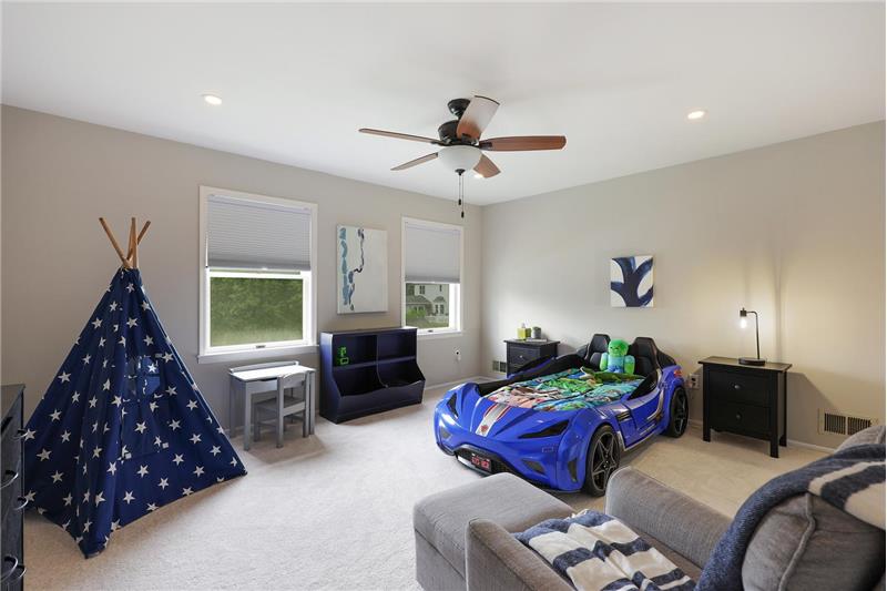 
                            Property Image 37