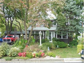 Primary listing photos for listing ID 580268