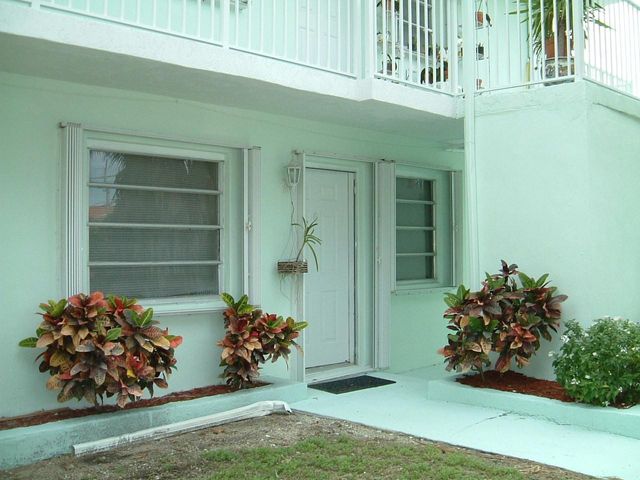 entrance door