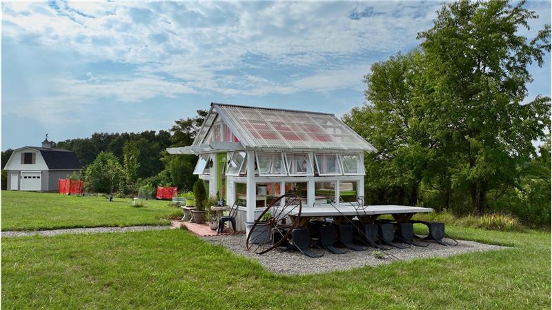 12x12 greenhouse w/solar hookup