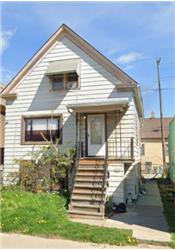 2006 West Lincoln Ave Upper, Milwaukee Avenue, WI