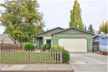 2009 E 12th St, The Dalles, OR