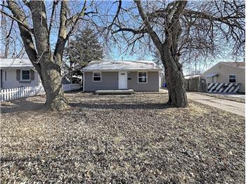 Primary listing photos for listing ID 648554