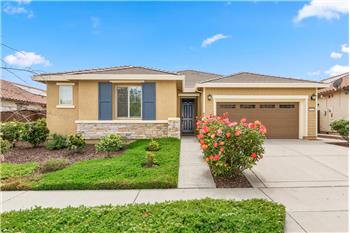 Primary listing photos for listing ID 600746