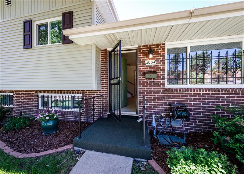 
                            Property Image 33