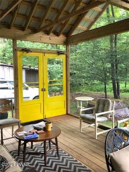 Screened Porch