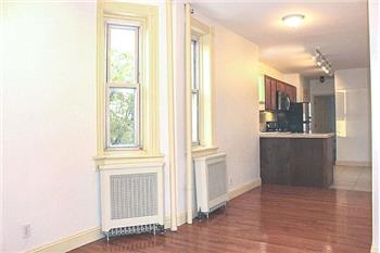 Primary listing photos for listing ID 590987