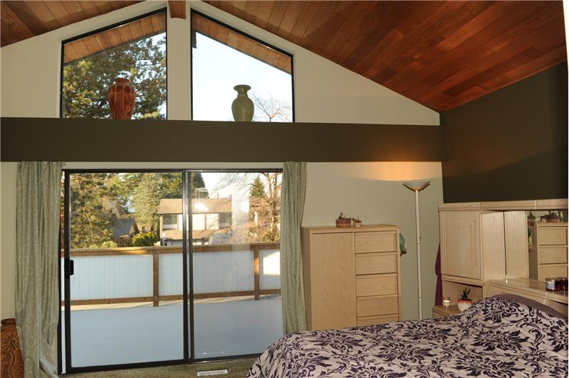 Master Bedroom Vaulted Ceiling