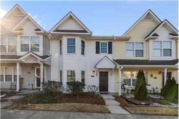 Welcome to 209 Primrose Walk in Cole Creek In Fort Mill.