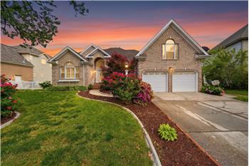 Welcome home to 2104 Flowerdew Court!