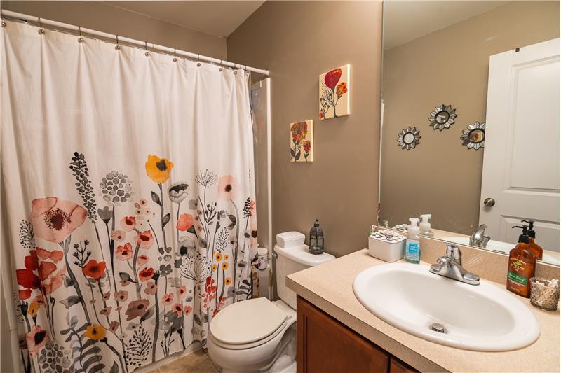 2nd bathroom