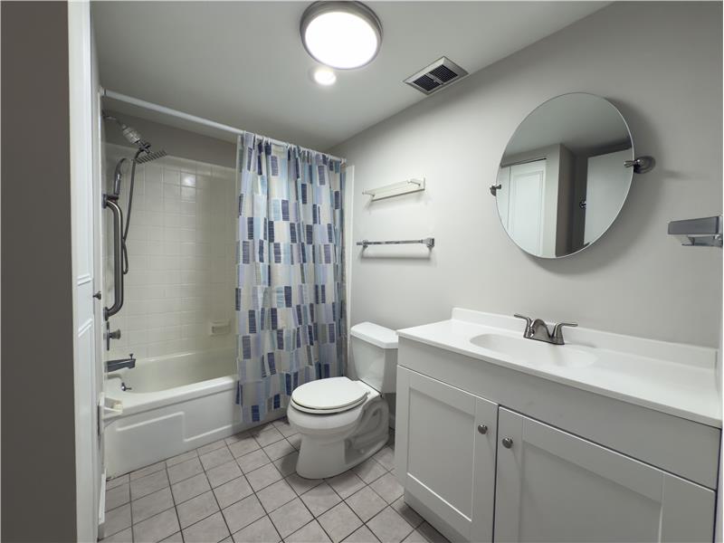 212 Old Forge Crossing - Bathroom