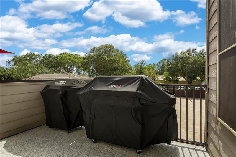 Another patio located just off the kitchen.