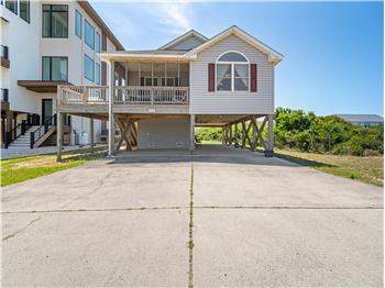213 E Aycock Street, Kill Devil Hills, NC