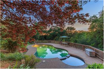 Primary listing photos for listing ID 539225