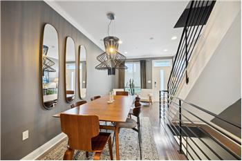 2137 N. Darien St - Dining room