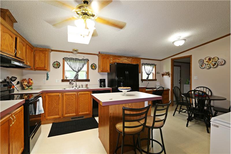 Property pictures of 214 Bladen Ln, Ashton, WV 25503, USA Ashton, WV real estate