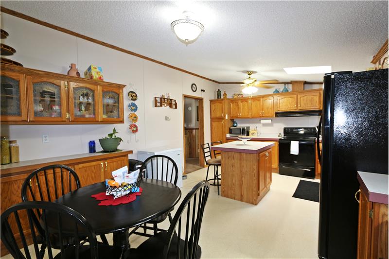 Property pictures of 214 Bladen Ln, Ashton, WV 25503, USA Ashton, WV real estate