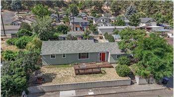 One level home with updates and Mt Adams view