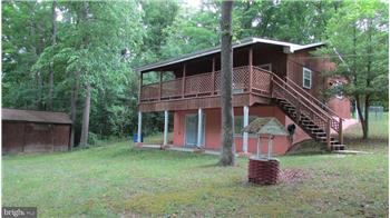 Primary listing photos for listing ID 624358