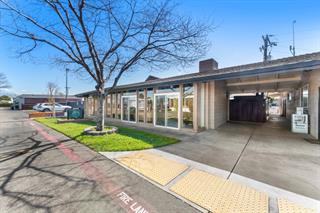 https://realbird.blob.core.windows.net/rb-photos/2150-monterey-road-75-san-jose-ca-95112_E2F3C3C5_648658_639174127535497586_80x60.jpg
