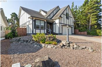2157 Royal Saint George Dr, Florence, OR