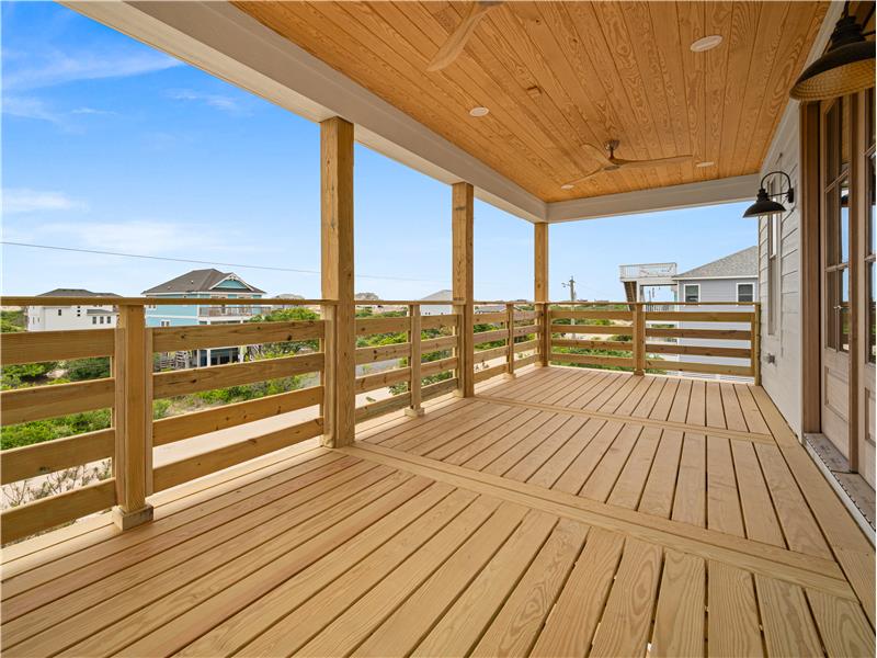 UL E Deck 1 - 2180 Sandpiper Rd