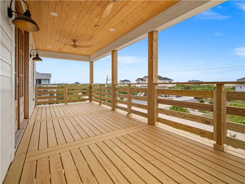 UL E Deck 2 - 2180 Sandpiper Rd