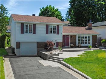 Primary listing photos for listing ID 648524