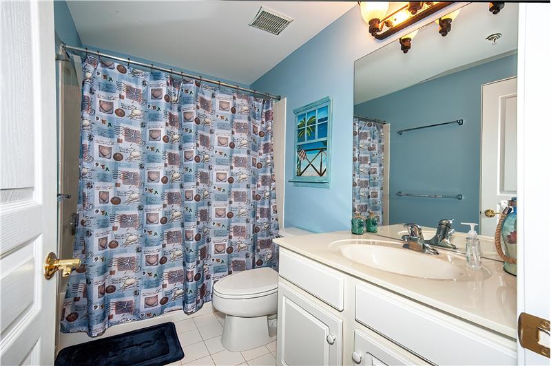 219 Excalibur - Bathroom 1 