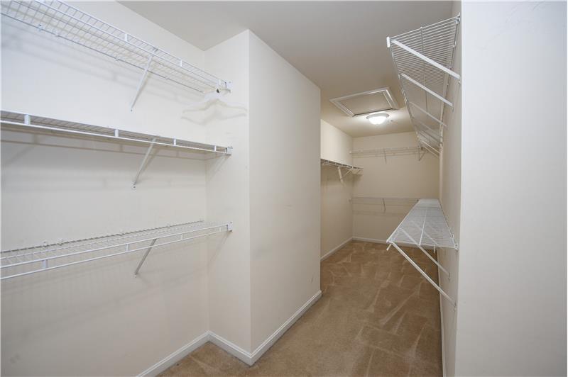 219 Excalibur - Walk in closet 