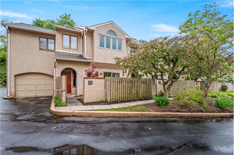 22 Greythone Woods Circle, Wayne