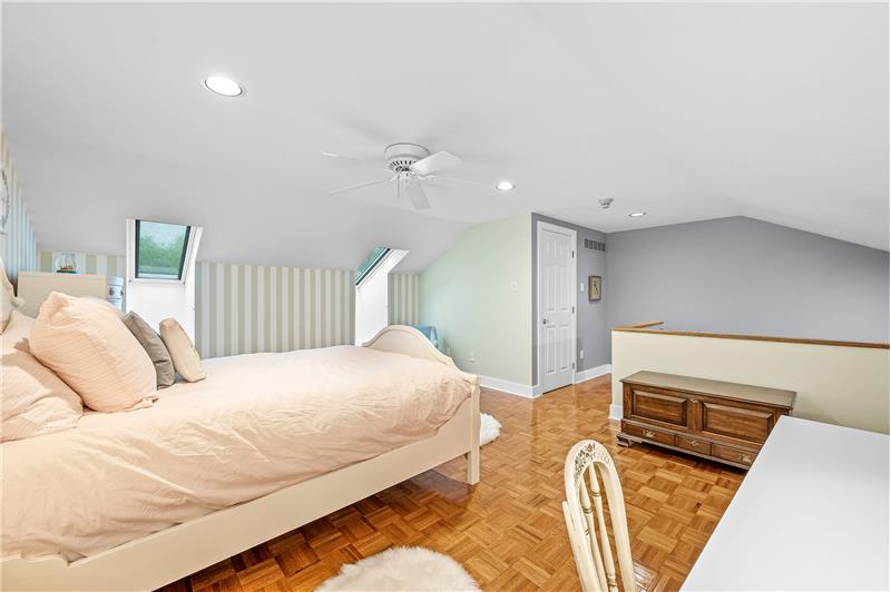 22 Greythone Woods Circle, Wayne