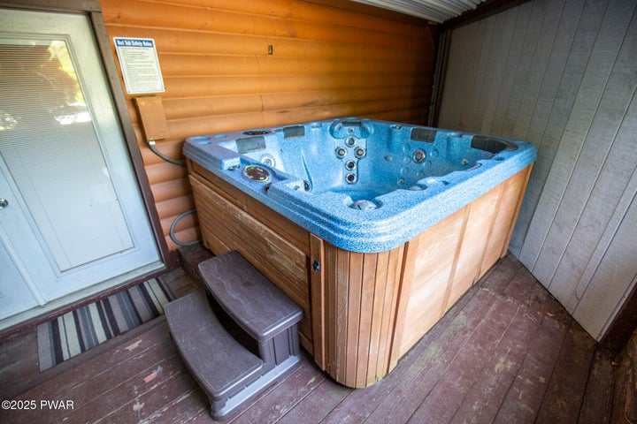 Hot Tub