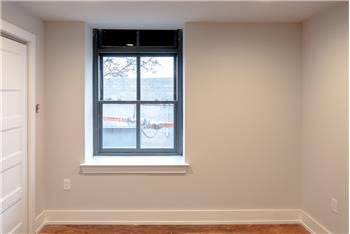 Primary listing photos for listing ID 580975