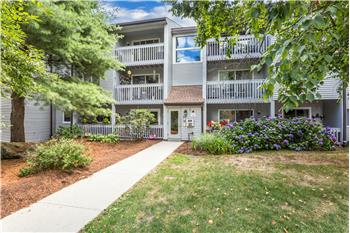 2209 Franklin Crossing Rd, Franklin, MA