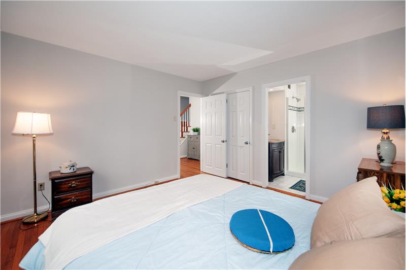 221 Gulph Creek Road, 1st floor bedroom
