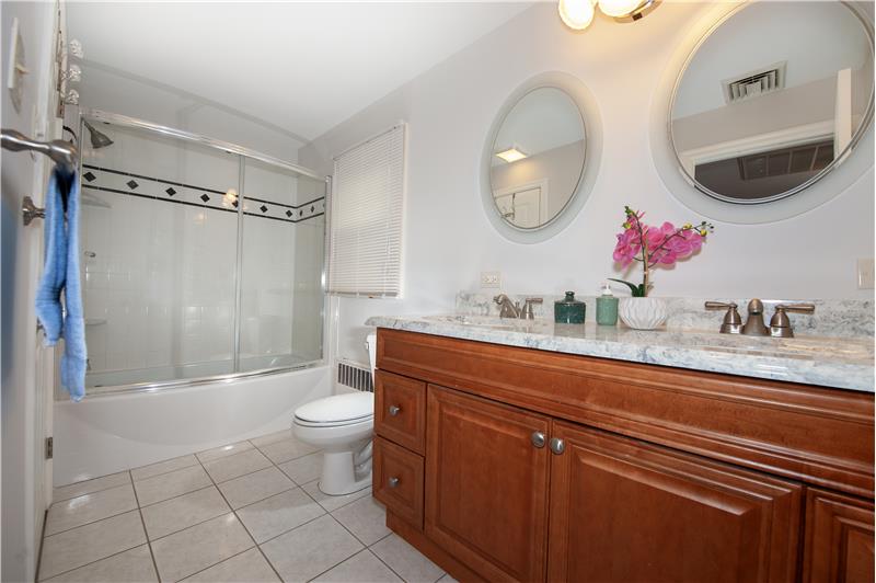221 Gulph Creek Road, Wayne, Full Bath 3