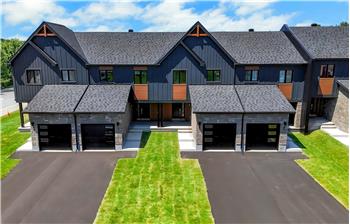 221 Peacock Drive, Russell, ON