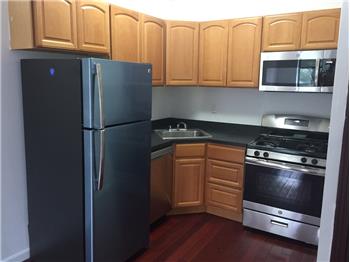 Primary listing photos for listing ID 590860
