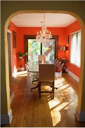 Primary listing photos for listing ID 528928