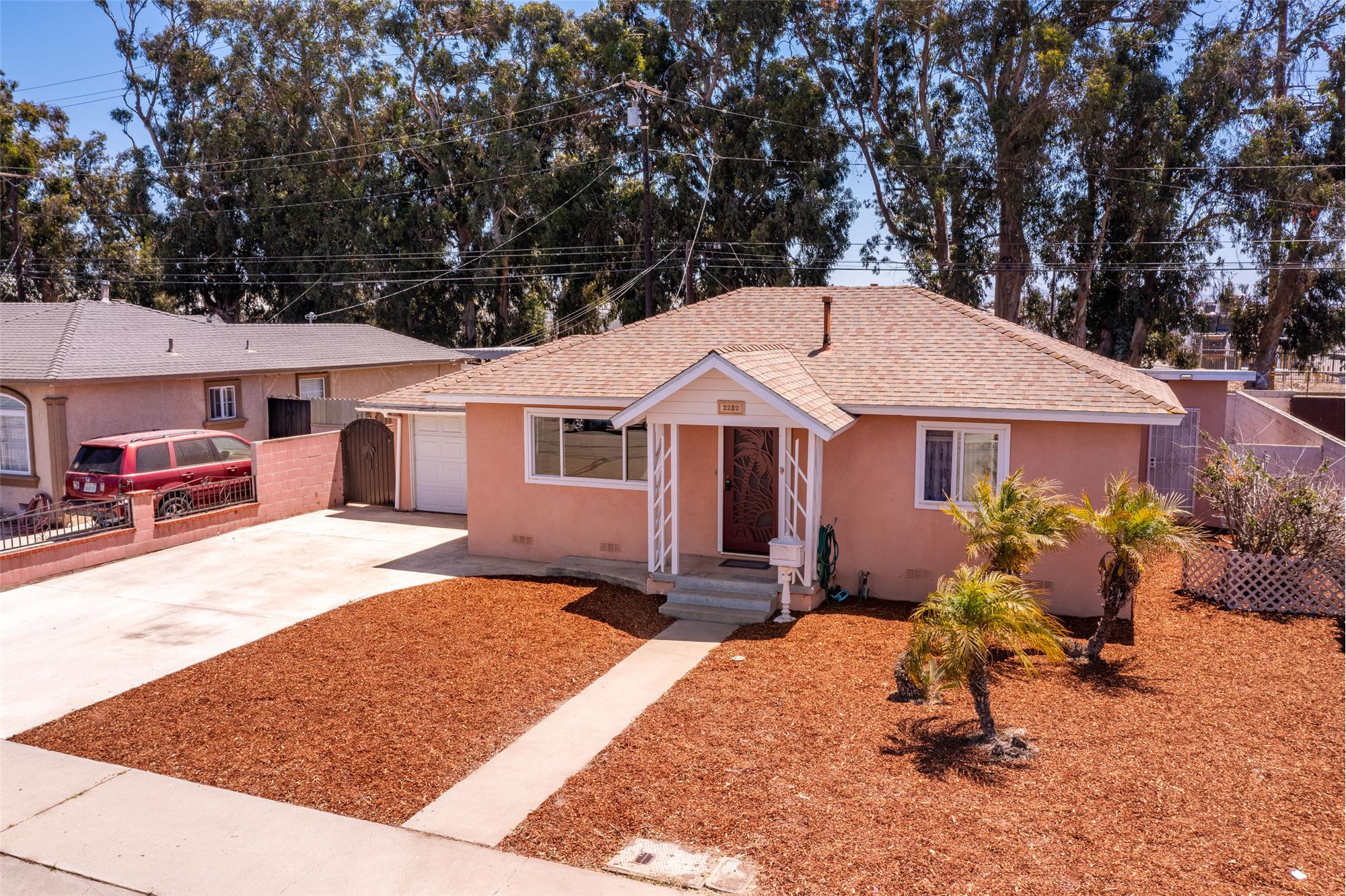 2232 Arcadia Street, Oxnard, CA 93033 By Alex Gandel Lic. 00779926 (Listed by Pinnacle Estate