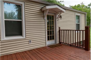 Nice-sized deck for entertaining or relaxing