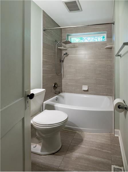 Exquisite tiling in the remodeled bathroom