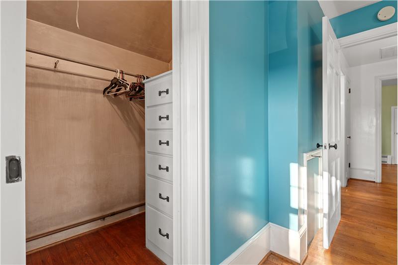 Built Ins & Pocket Door